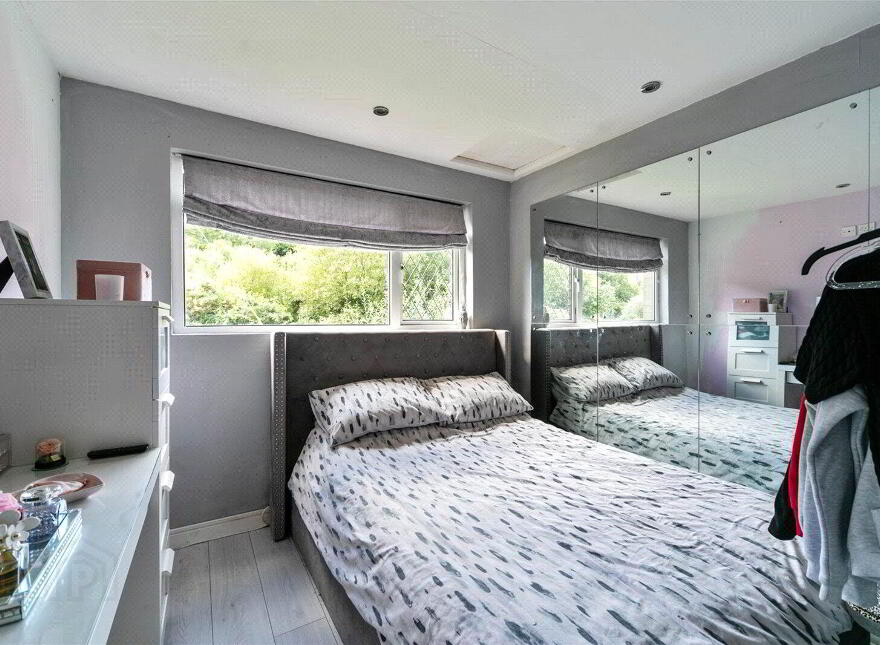 54 Magheralave Road, Lisburn, BT28 3SE