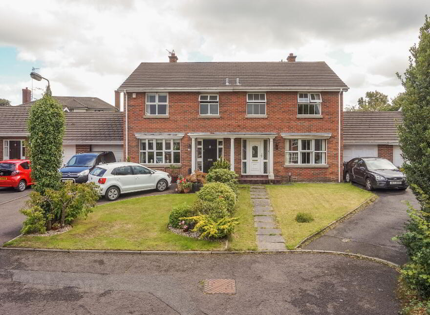 9 Oakwood Court, Belfast, BT9 6DF photo