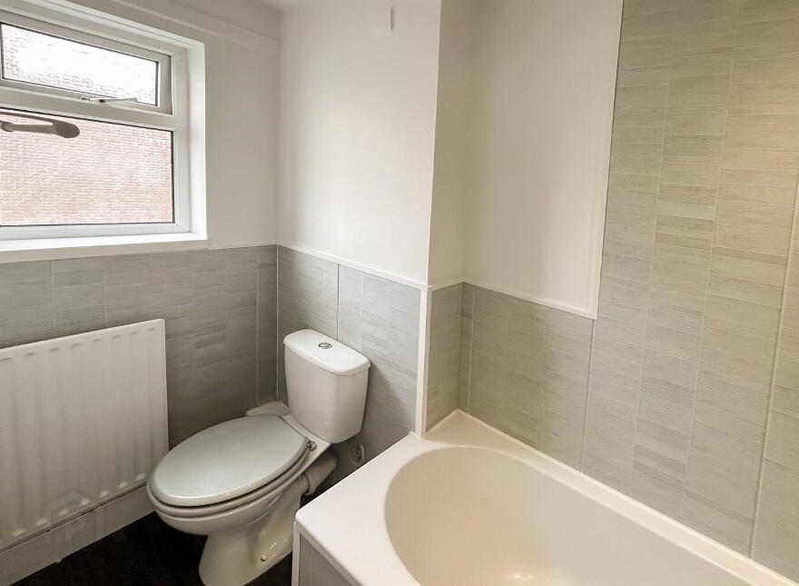 7 Chichester Park Central, Belfast, BT15 5DU