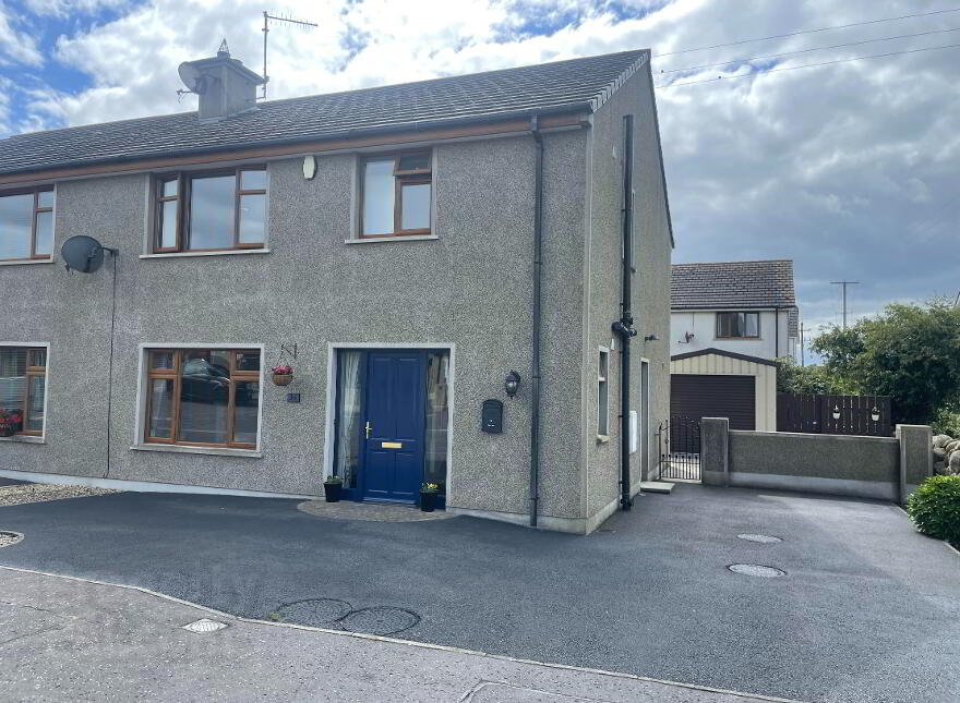 34 Ballykeel Court, Ballymartin, Kilkeel, BT34 4XW photo