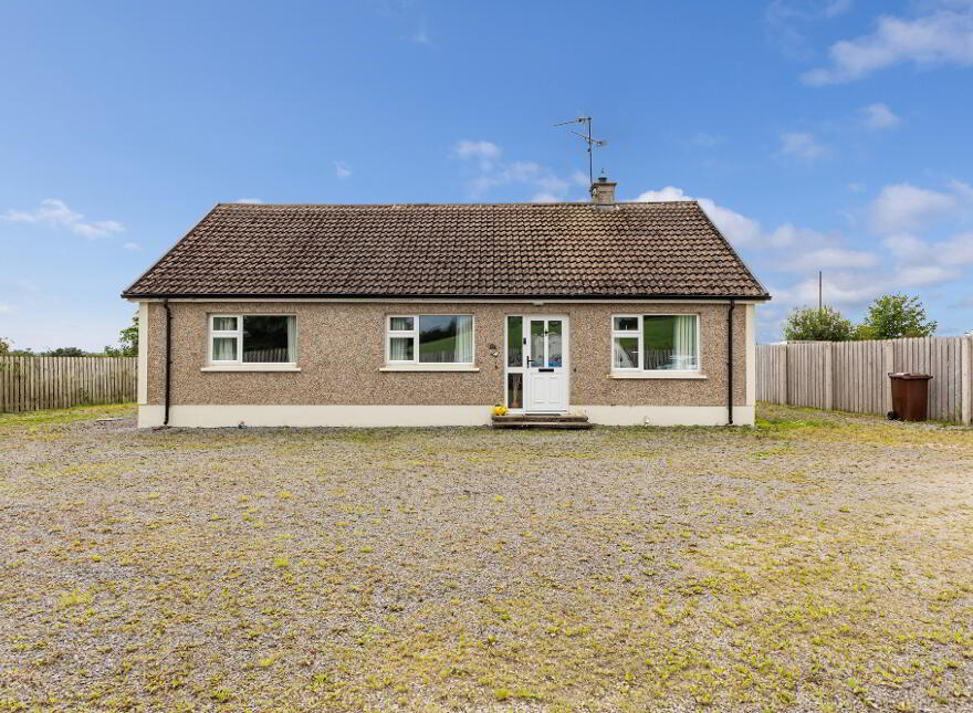 26 Derrytresk Road, Dungannon, BT71 4QL photo