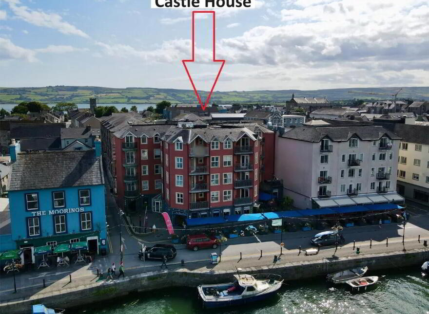 7 Castle House, Davitt's Quay, Dungarvan, X35W997 photo