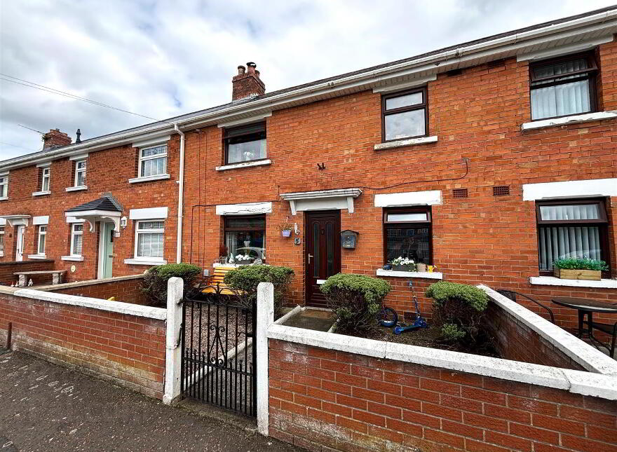 5 Seaholm Parade, Belfast, BT15 3NR photo