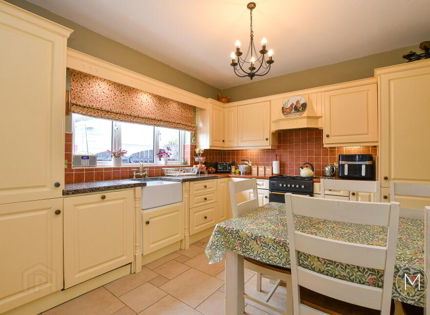 10 Castle Lodge, Randalstown, BT41 2ES