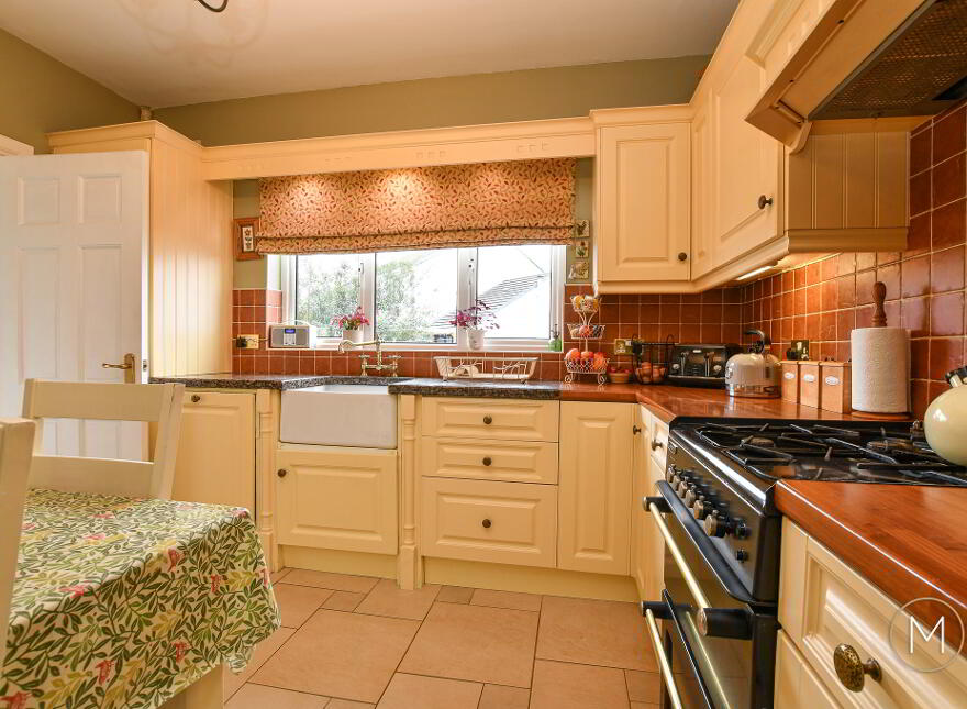 10 Castle Lodge, Randalstown, BT41 2ES