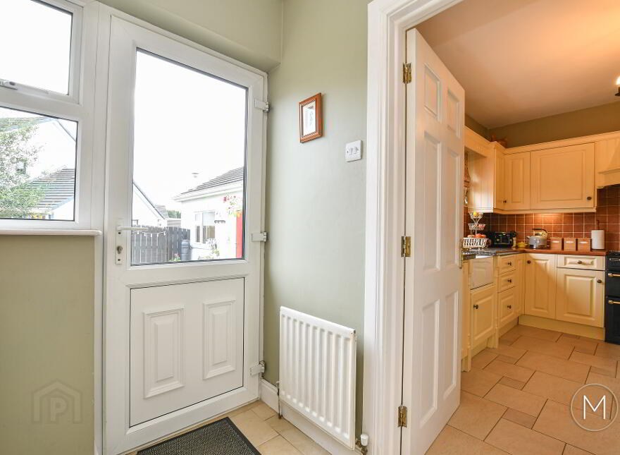 10 Castle Lodge, Randalstown, BT41 2ES