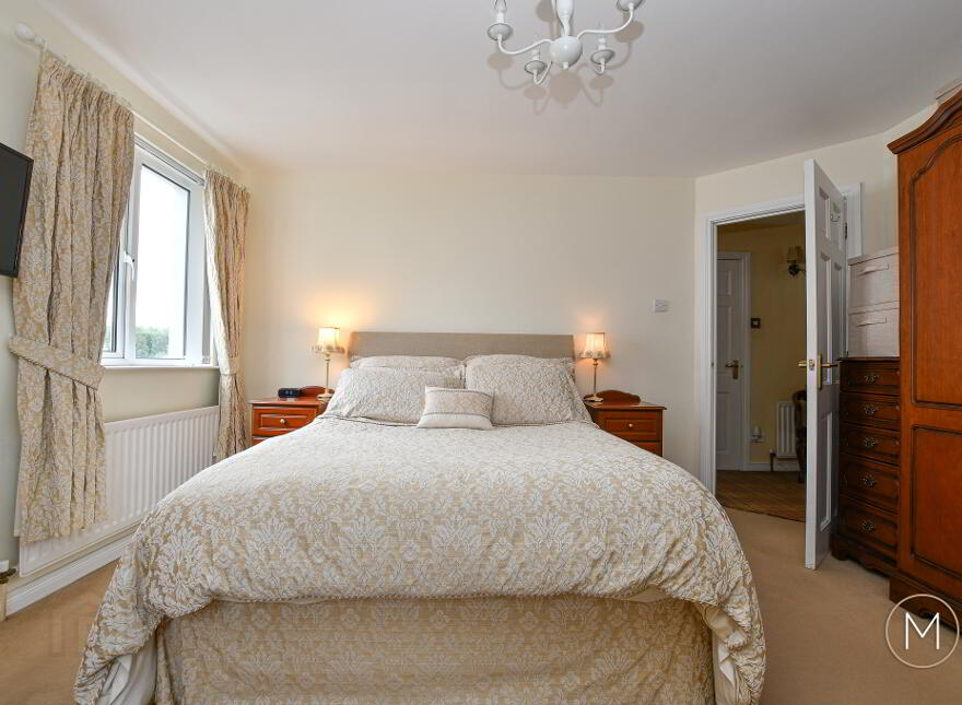 10 Castle Lodge, Randalstown, BT41 2ES