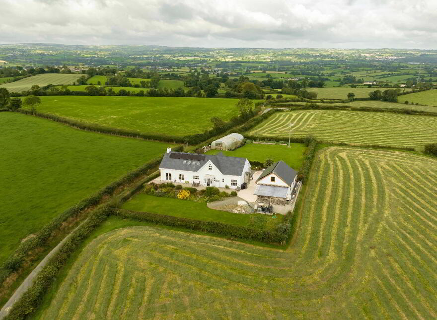 12 Brackagh Road, Poyntzpass, BT35 6RL