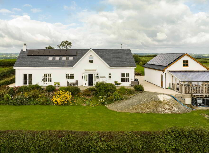12 Brackagh Road, Poyntzpass, BT35 6RL