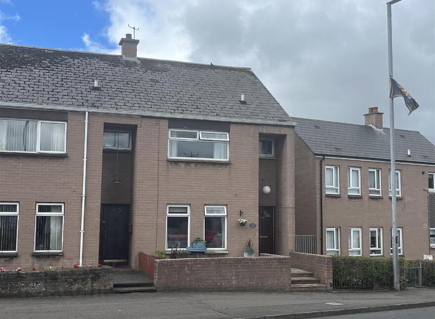 31 Ballyclose Street, Limavady, BT49 0BL photo