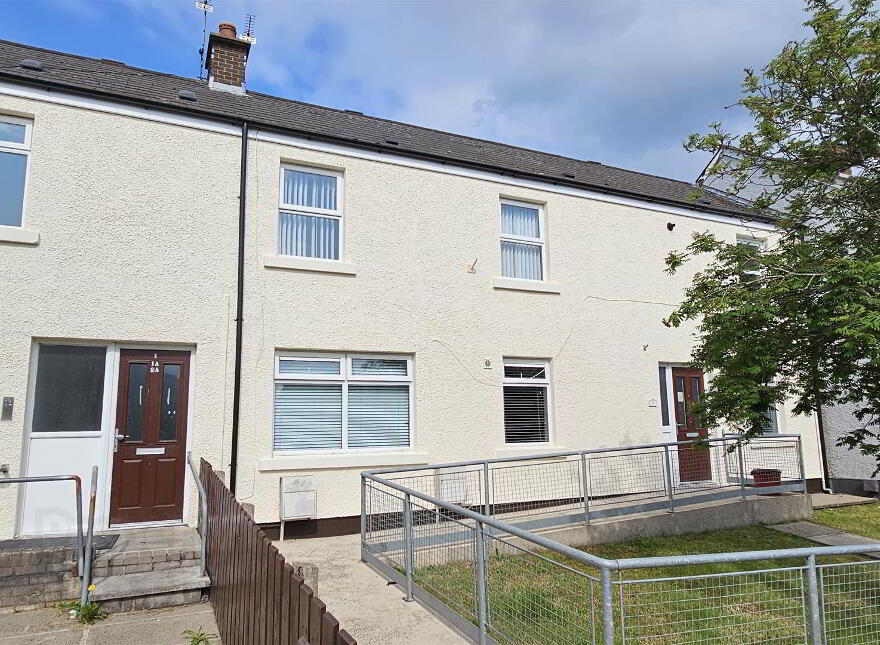 2a Higgins Court, Carrickfergus, BT38 7PS photo