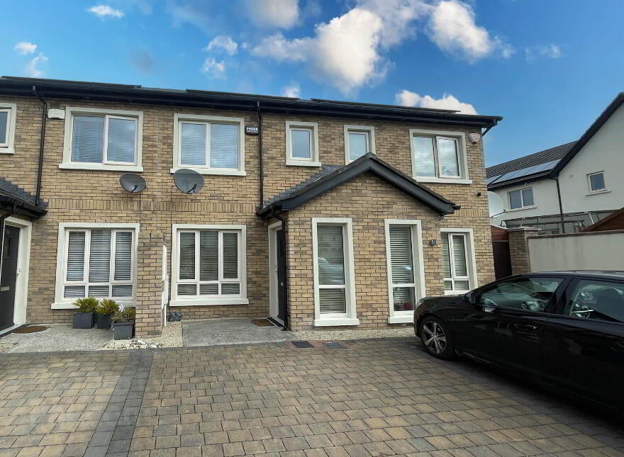 16 Cois Glaisin Court, Johnstown, Navan, Meath, C15EH4X photo