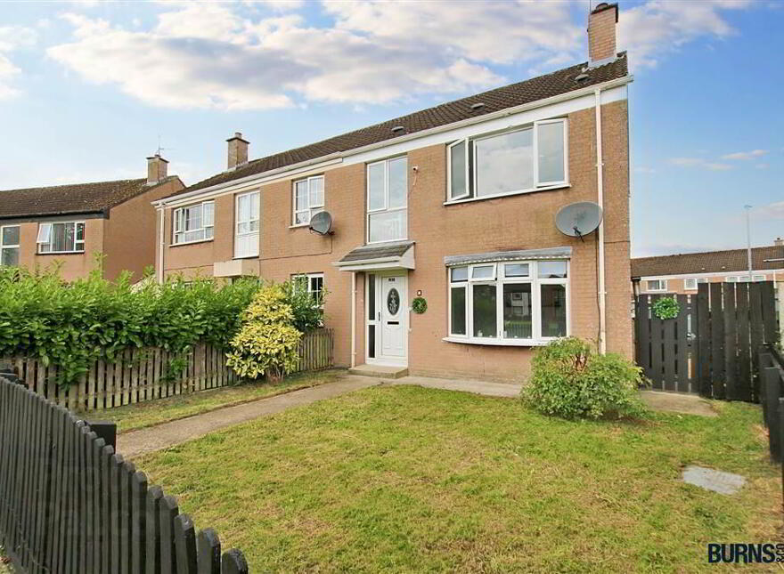 27 Coolessan Walk, Limavady, BT49 9EN photo