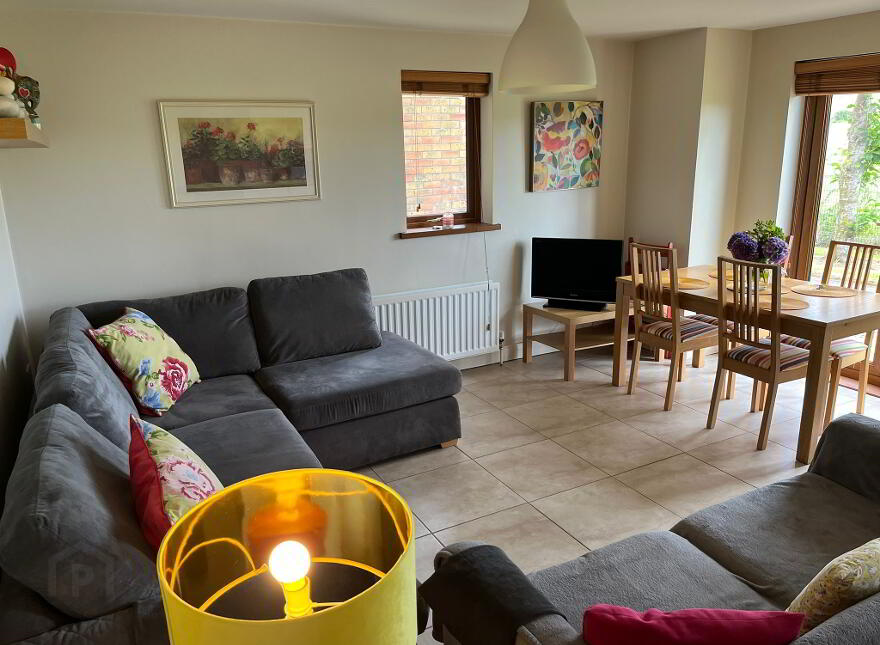 15 Galvally Mews (Student Let 2025), Portstewart, BT55 7TP