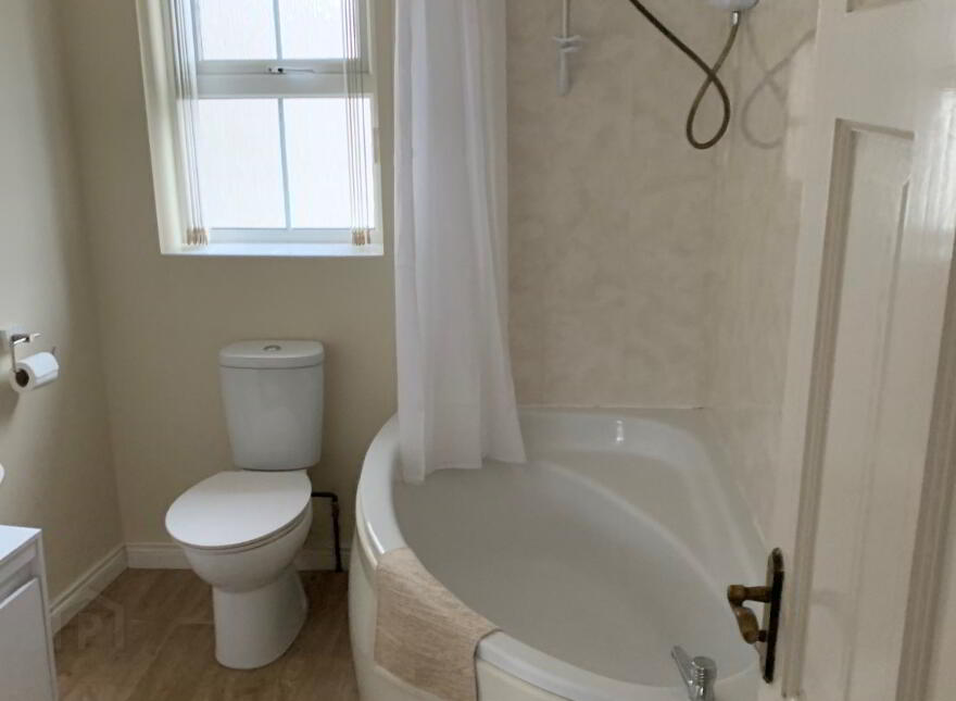 11 Crocknamac Street (TERM TIME LET), Portstewart, BT56 8JX