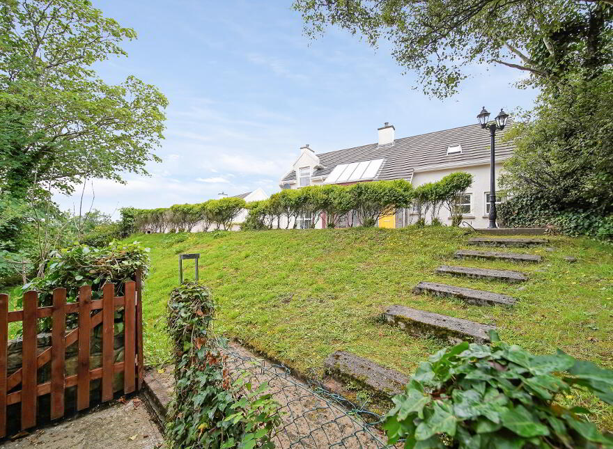 The Narrows, 8 Fintra Bay, Killybegs, F94R8Y4
