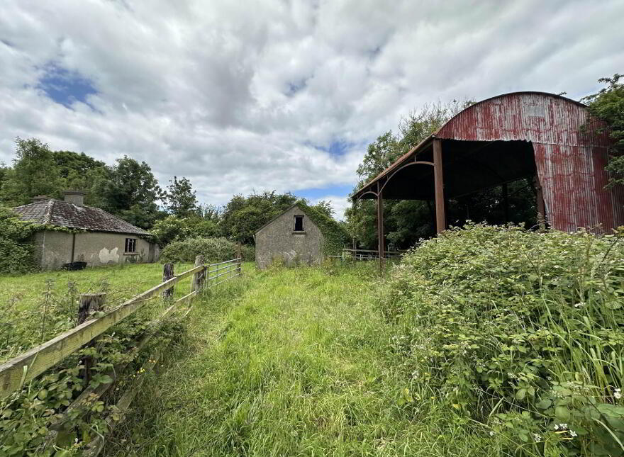 Derelict Cottage On, 1 Acre, Clarkstown, Summerhill, A83EP65 photo