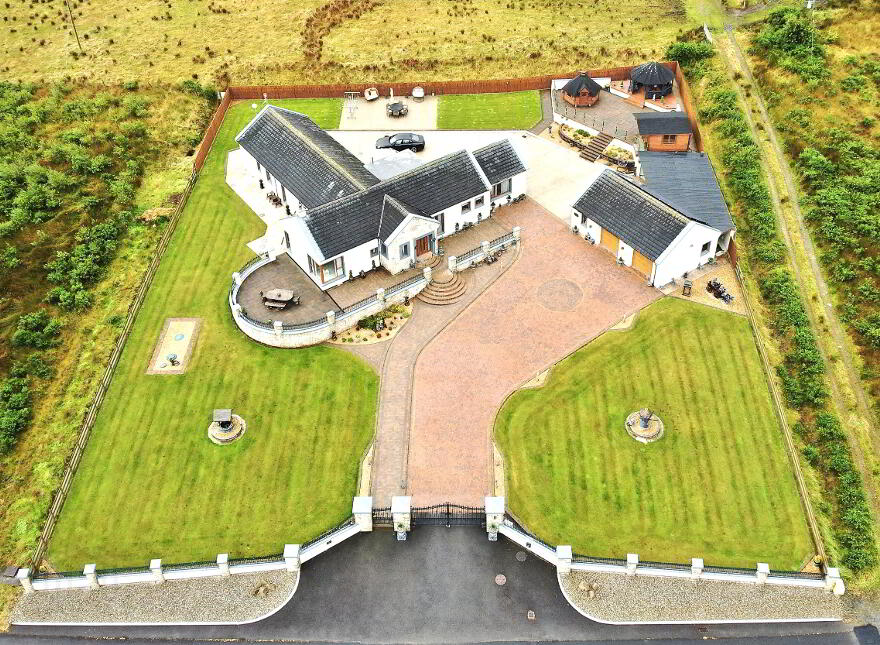 151 Carnamuff Road, Limavady, BT49 9JG