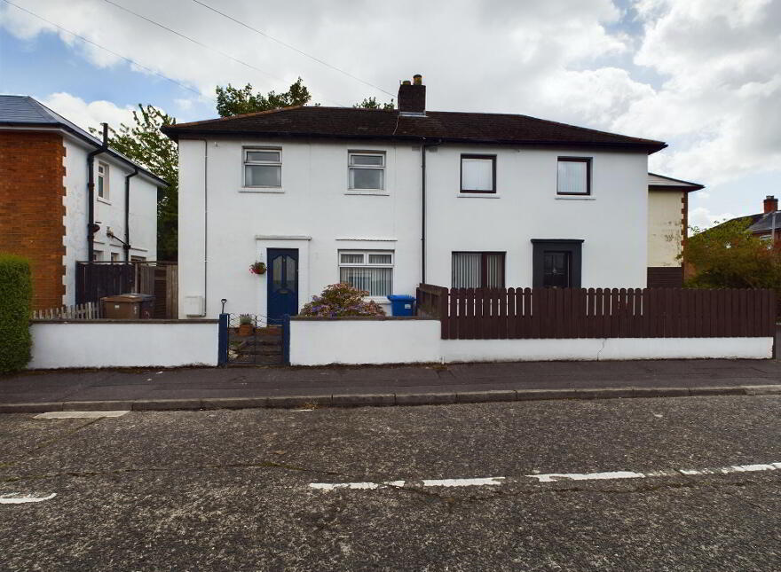 3 Chesham Crescent, Belfast, BT6 8GW photo