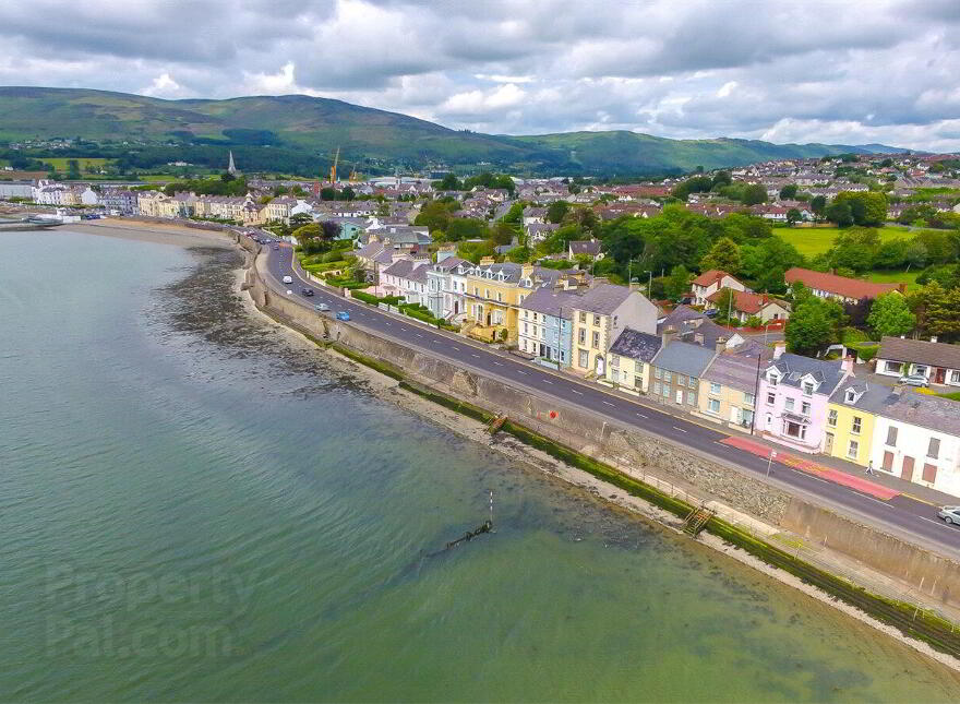 Apartment 3 Seven Steps 46-47 Seaview, Warrenpoint, Newry, BT34 3NJ photo