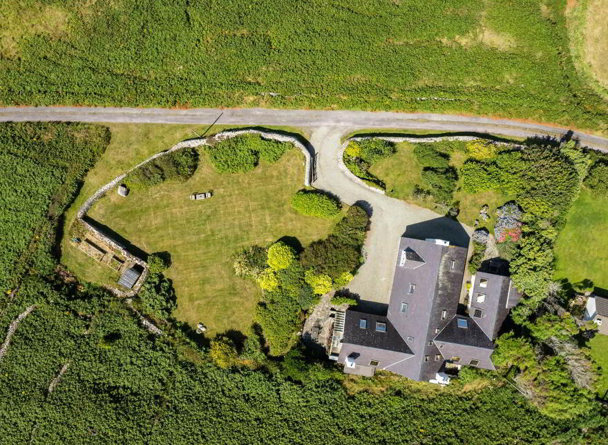 Toe Head, Castletownshend, P81T226