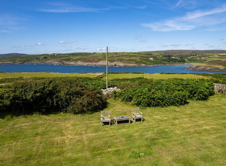 Toe Head, Castletownshend, P81T226