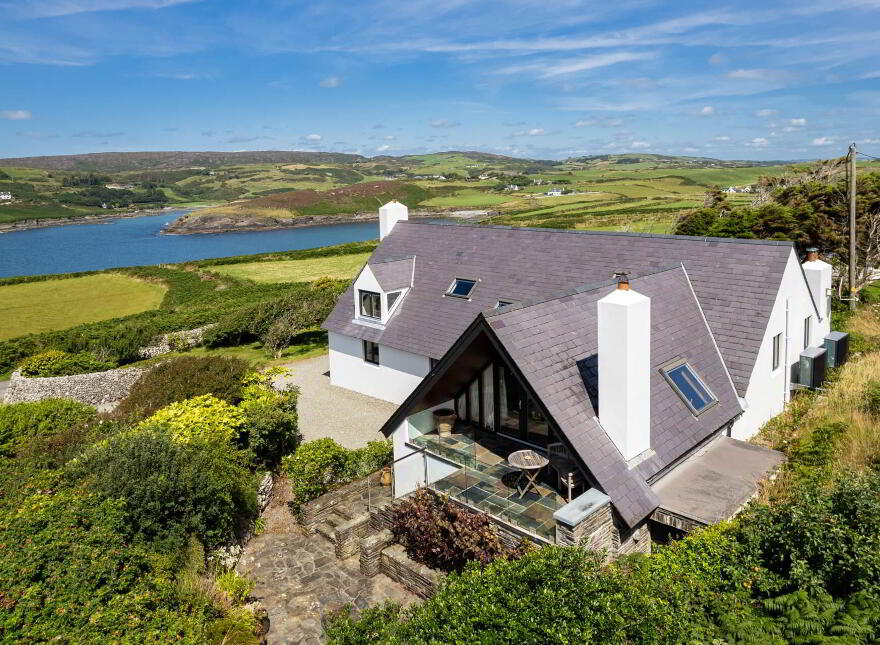 Toe Head, Castletownshend, P81T226