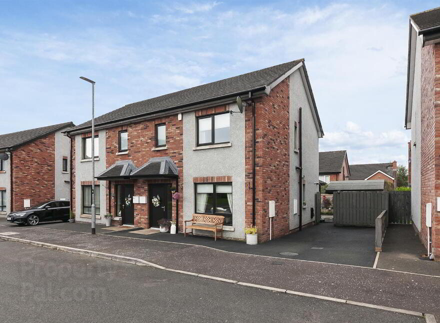 20 Upper Gateside Grove, Ballyclare, BT39 9WN photo