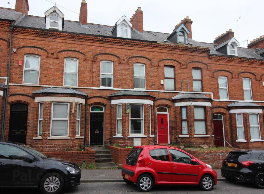 10 Stranmillis Gardens, Belfast, BT9 5AS photo