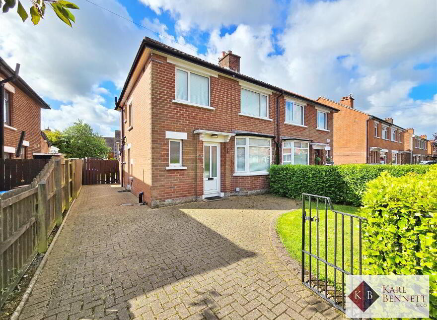 43 Clonallon Park, Belfast, BT4 2BZ photo