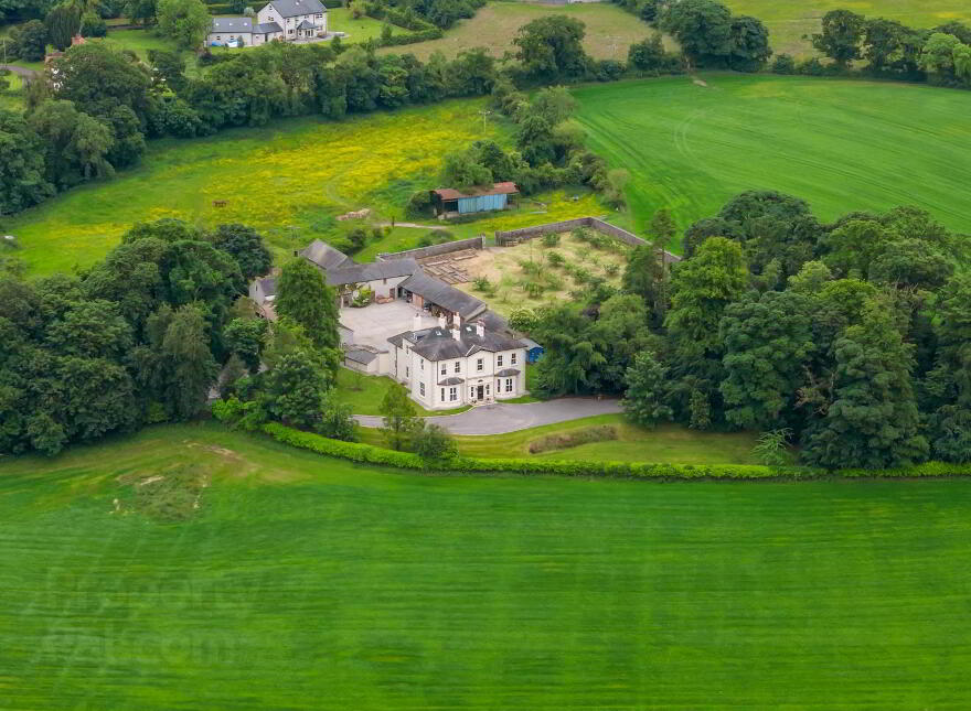 Braidujle House Set On 66.5 Acres, 60 Pinehill Road, Drumbo, Lisburn, BT27 5TU photo