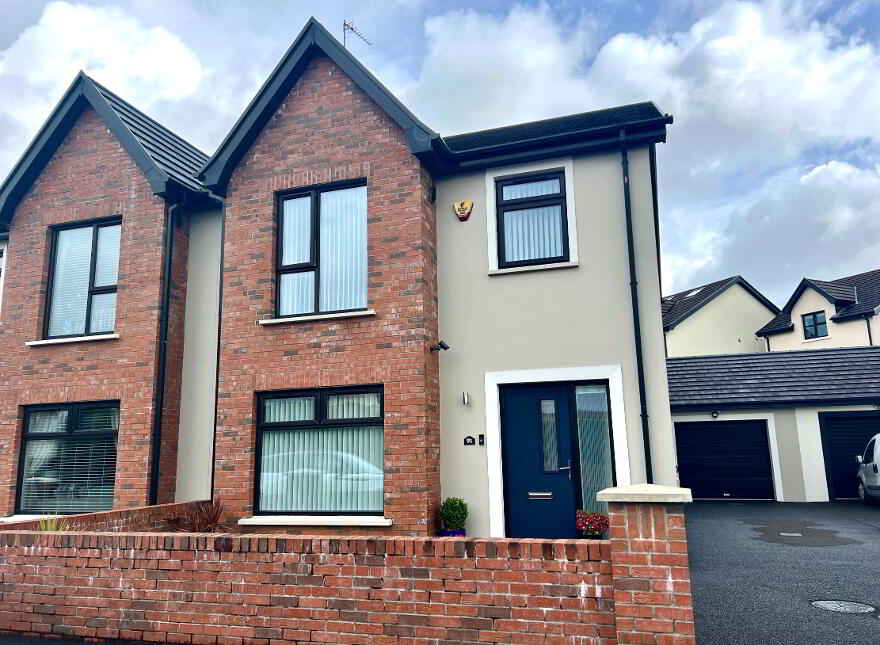 91 Thornhill Park, Culmore, Derry, BT48 8QS photo