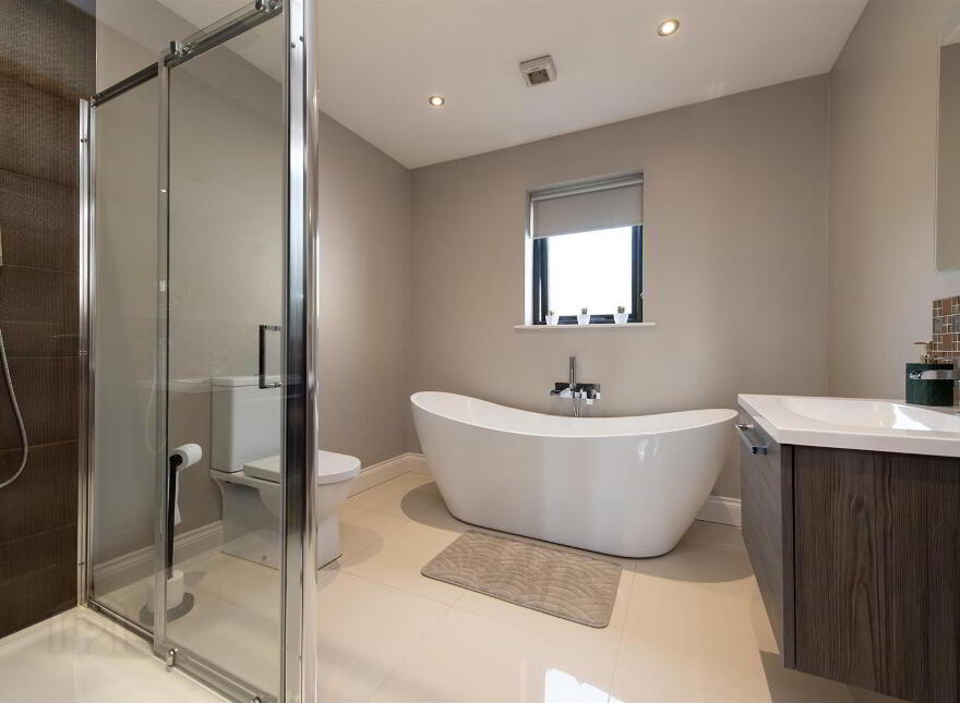 42b The Heights, Loughinisland, Downpatrick, BT30 8PX