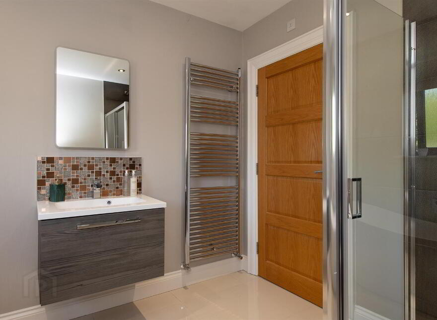 42b The Heights, Loughinisland, Downpatrick, BT30 8PX