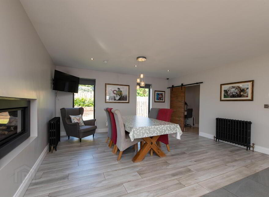 42b The Heights, Loughinisland, Downpatrick, BT30 8PX