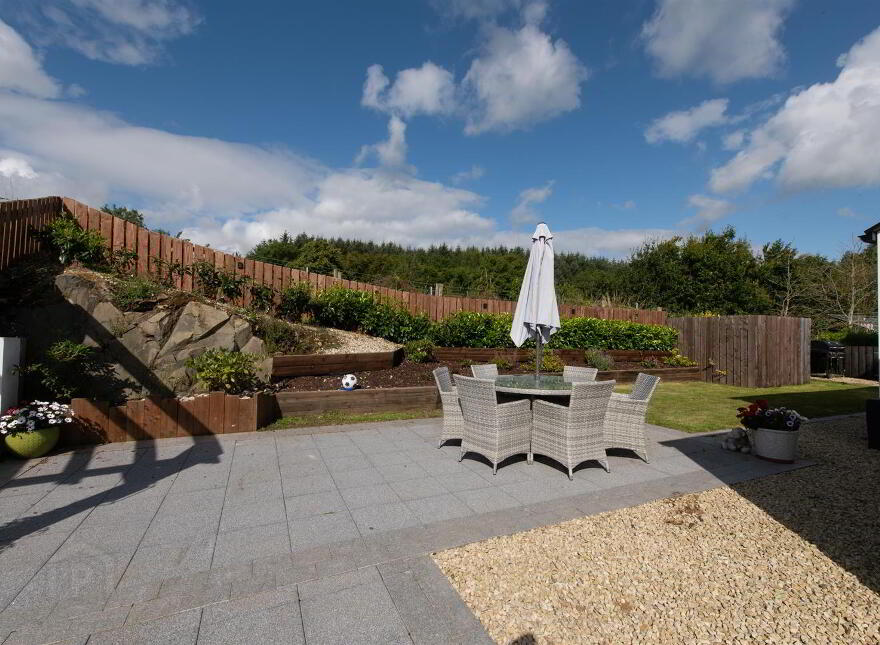 42b The Heights, Loughinisland, Downpatrick, BT30 8PX