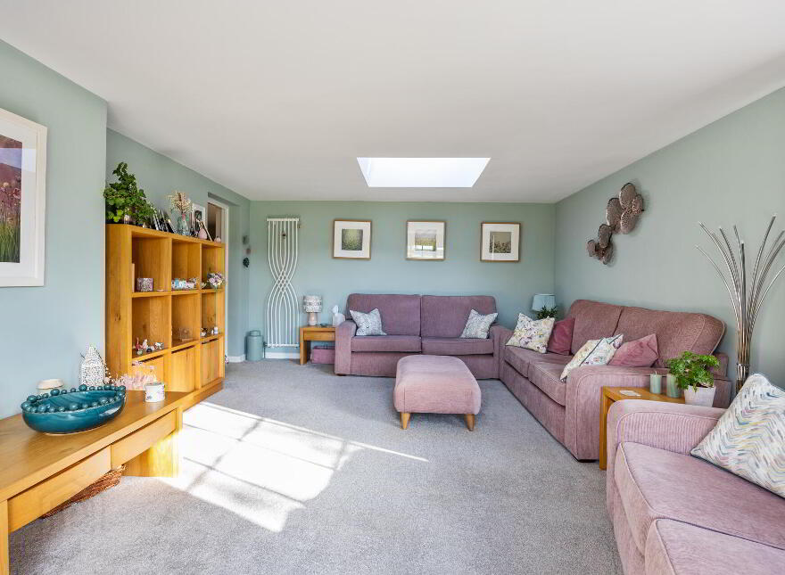 Ballinderry Country House, 1c Old Road, Ballinderry Upper, Lisburn, BT28 2NJ