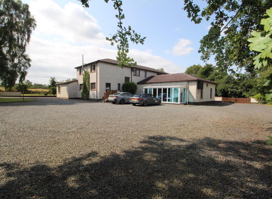 Ballinderry Country House, 1c Old Road, Ballinderry Upper, Lisburn, BT28 2NJ