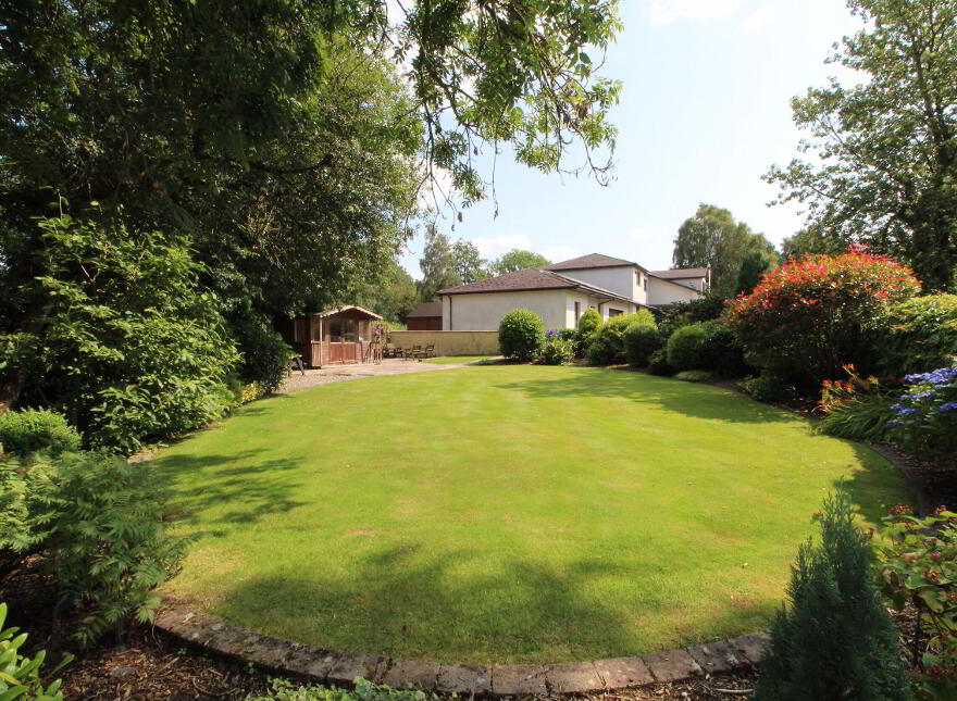Ballinderry Country House, 1c Old Road, Ballinderry Upper, Lisburn, BT28 2NJ