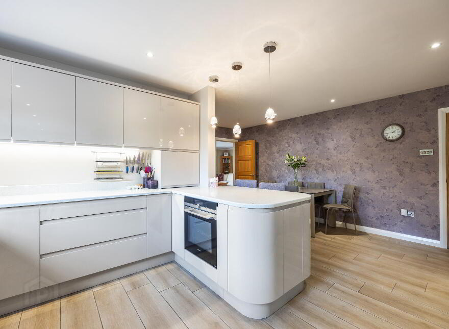 Ballinderry Country House, 1c Old Road, Ballinderry Upper, Lisburn, BT28 2NJ