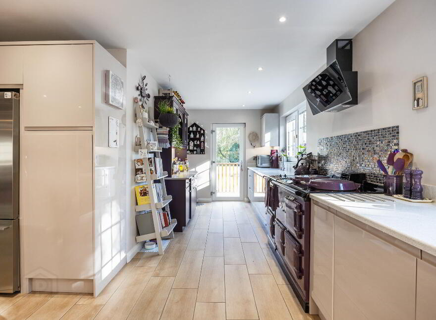 Ballinderry Country House, 1c Old Road, Ballinderry Upper, Lisburn, BT28 2NJ