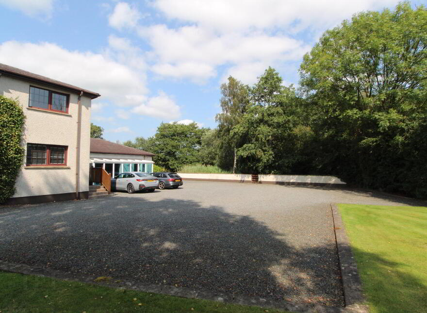 Ballinderry Country House, 1c Old Road, Ballinderry Upper, Lisburn, BT28 2NJ