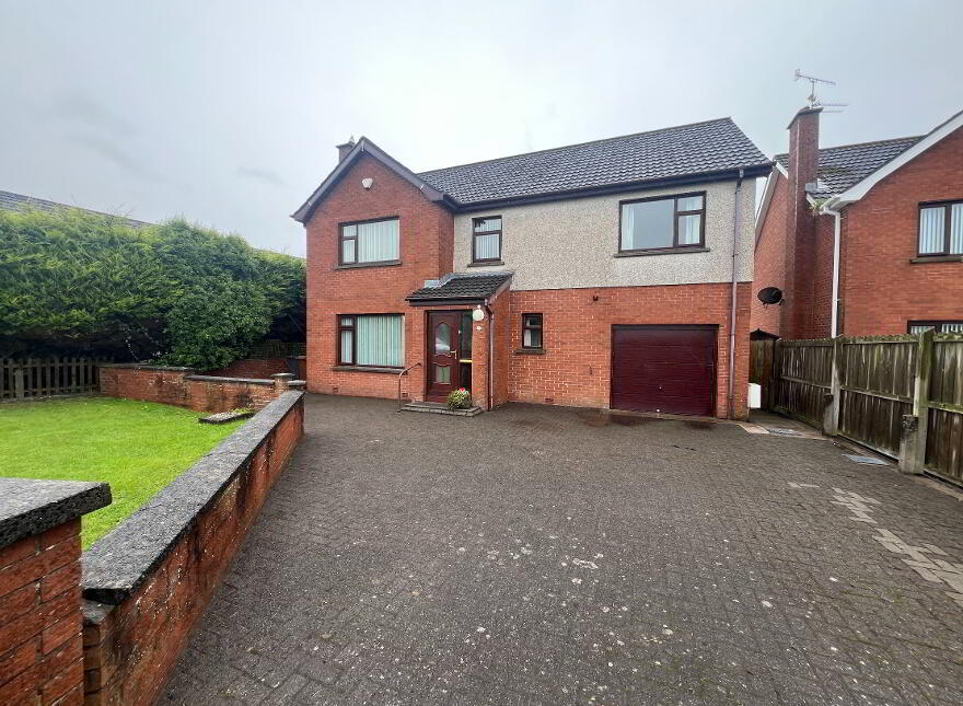 2 Alexander Road, Carrickfergus, BT38 7LY photo