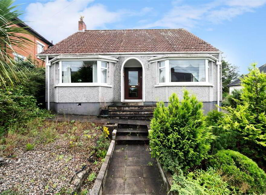 7 Newton Park, Belfast, BT8 6LL photo