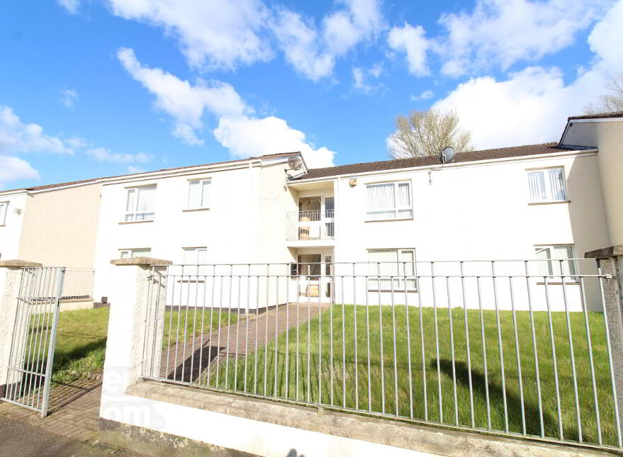 16 Loughview Apartments, Antrim, BT41 1LE photo