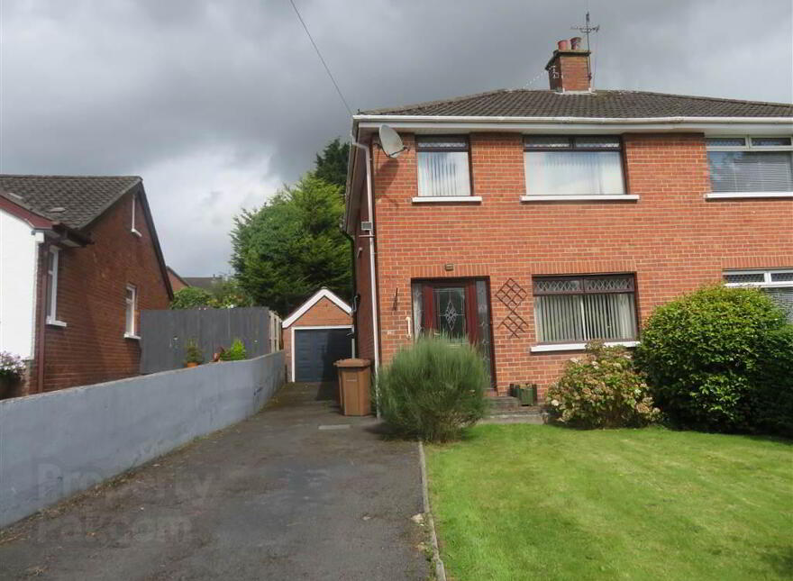 86 Kingsway Park, Belfast, BT5 7EX photo