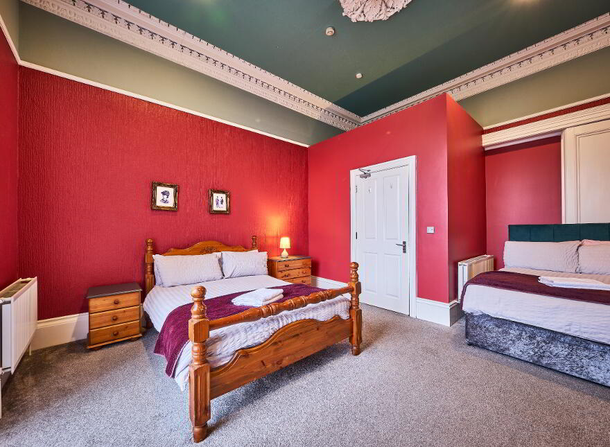 22 The Square, 22 Crawford Square, Derry, BT48 7HT
