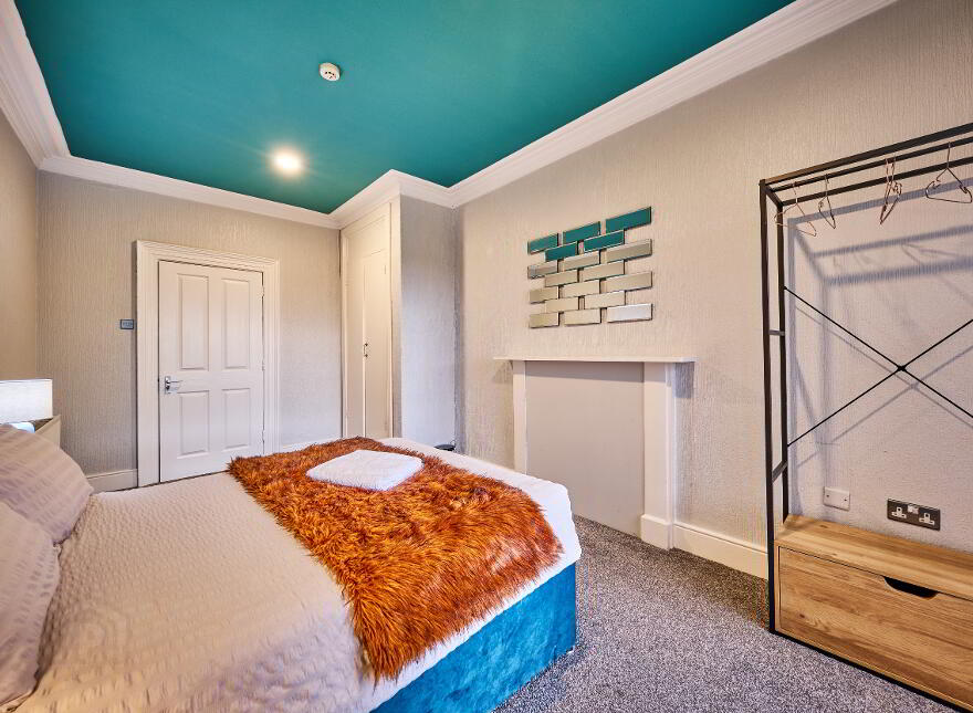 22 The Square, 22 Crawford Square, Derry, BT48 7HT