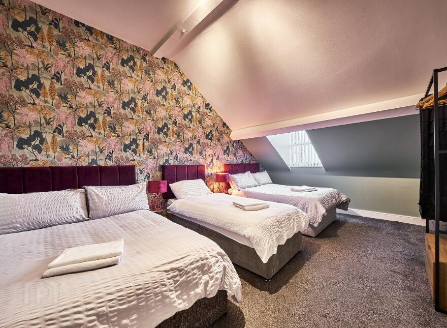 22 The Square, 22 Crawford Square, Derry, BT48 7HT
