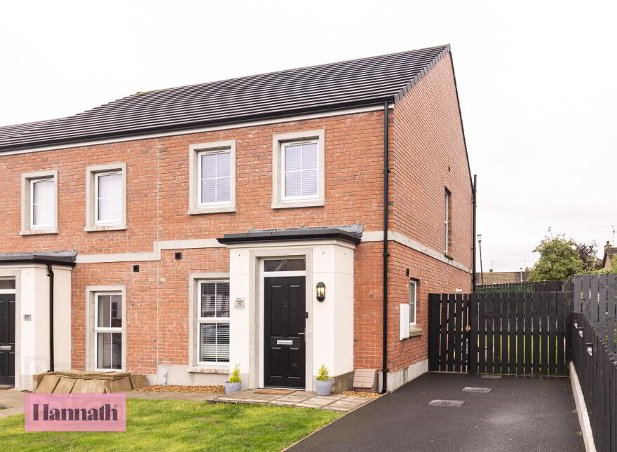 59 Atherton Square, Lurgan, Craigavon, BT66 8FJ photo